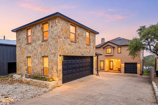 2633 LAKEVIEW DR, Canyon Lake, TX 78133