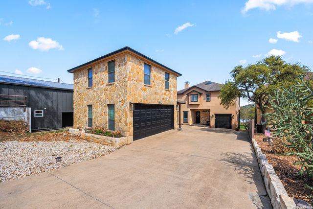 2633 LAKEVIEW DR, Canyon Lake, TX 78133