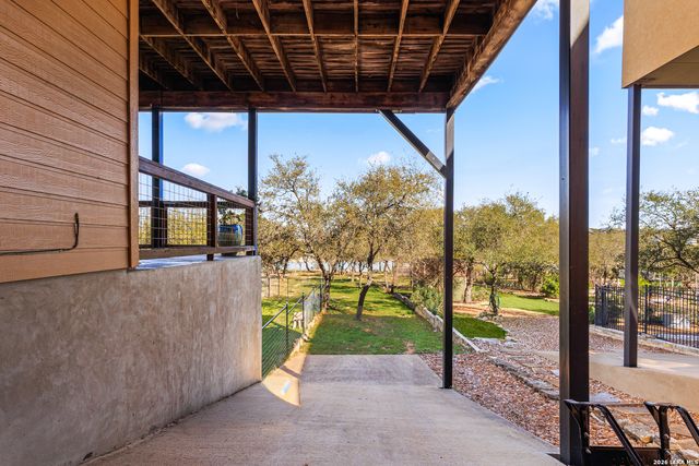 2633 LAKEVIEW DR, Canyon Lake, TX 78133