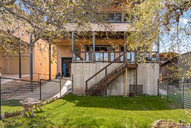 2633 LAKEVIEW DR, Canyon Lake, TX 78133