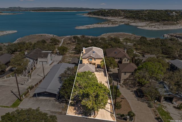 2633 LAKEVIEW DR, Canyon Lake, TX 78133