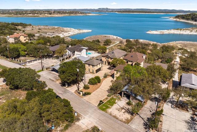 2633 LAKEVIEW DR, Canyon Lake, TX 78133