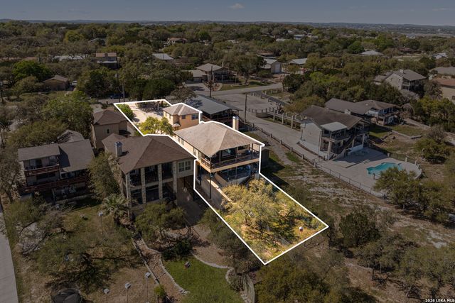 2633 LAKEVIEW DR, Canyon Lake, TX 78133