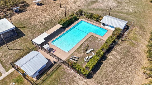2633 LAKEVIEW DR, Canyon Lake, TX 78133