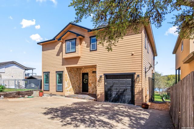 2633 LAKEVIEW DR, Canyon Lake, TX 78133