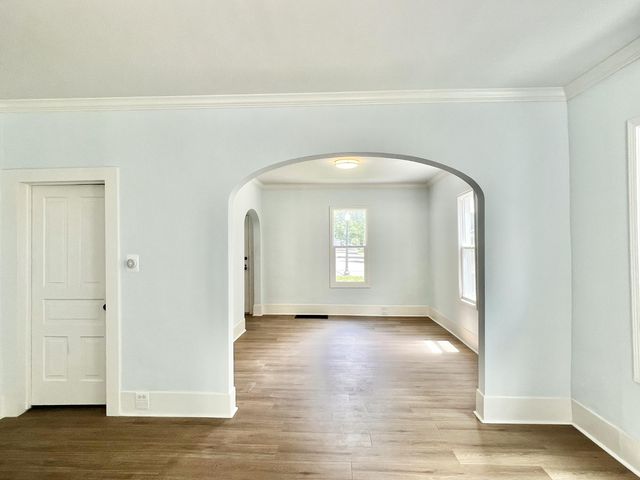 110 Hillsdale Street, Hillsdale City, MI 49242