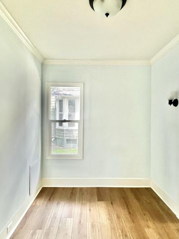 110 Hillsdale Street, Hillsdale City, MI 49242