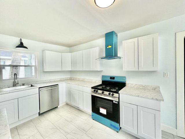 110 Hillsdale Street, Hillsdale City, MI 49242