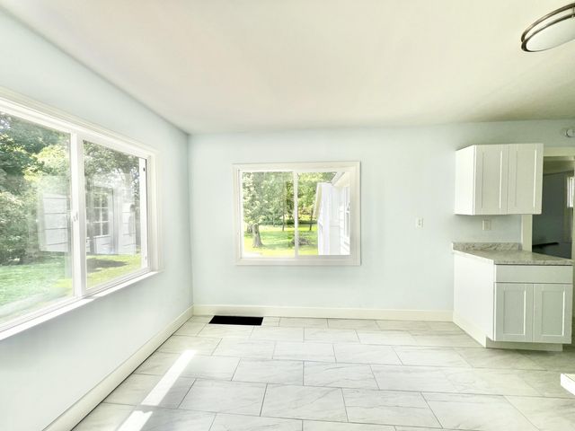 110 Hillsdale Street, Hillsdale City, MI 49242