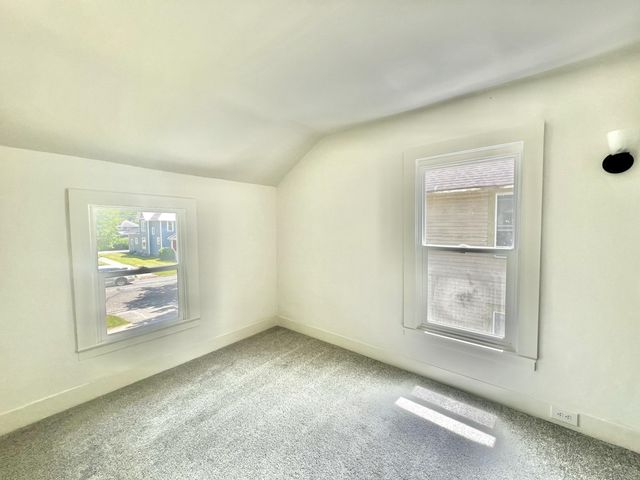 110 Hillsdale Street, Hillsdale City, MI 49242
