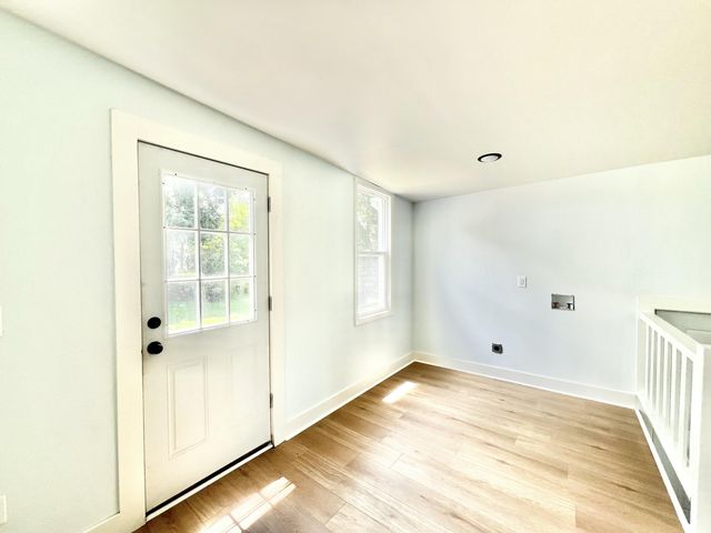 110 Hillsdale Street, Hillsdale City, MI 49242
