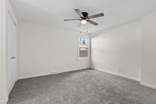1322 BROAD STREET, Oshkosh, WI 54901