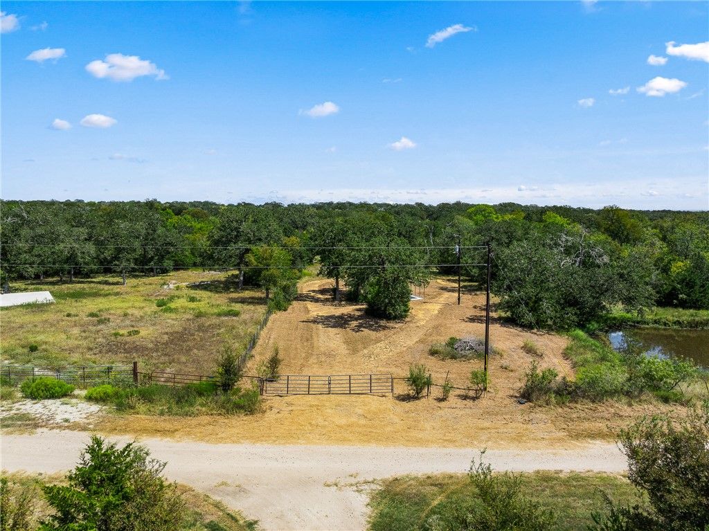 789 Quail Hollow Drive, Caldwell, TX 77836 — photo 2