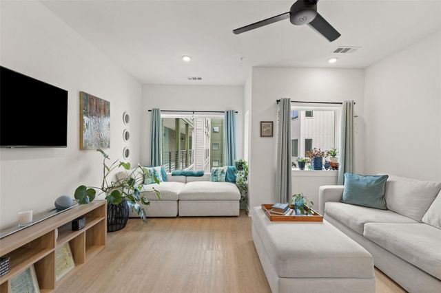 4802 S Congress Ave 411, Austin, TX 78745