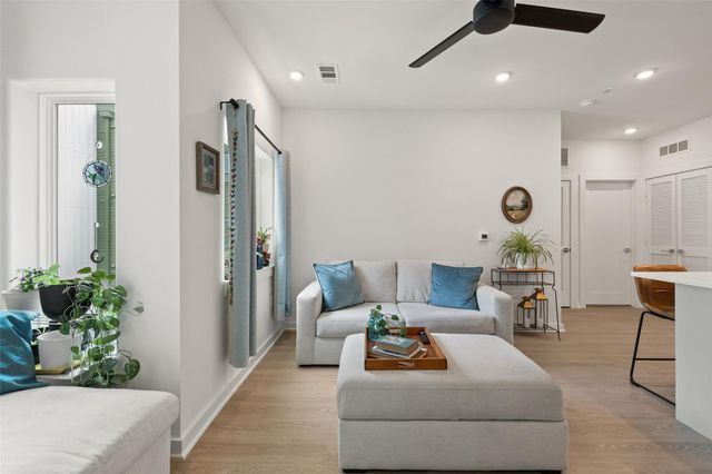 4802 S Congress Ave 411, Austin, TX 78745