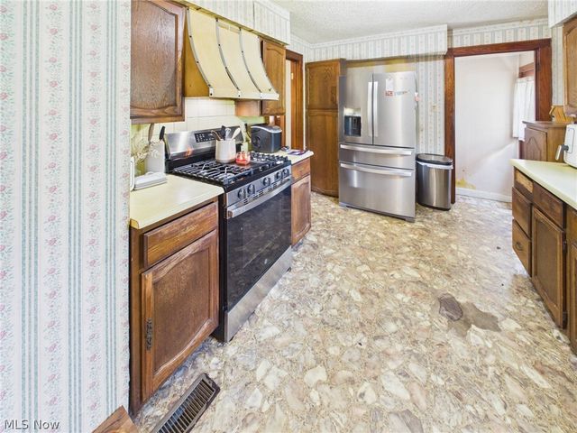 4429 12th Avenue, Parkersburg, WV 26101
