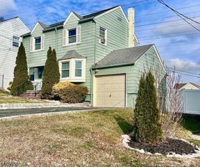 128 White Oak Ter, Belleville Twp., NJ 07109