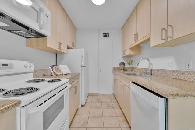 4859 Collwood B, San Diego, CA 92115