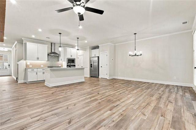 823 Stickley Oak Way, Woodstock, GA 30189