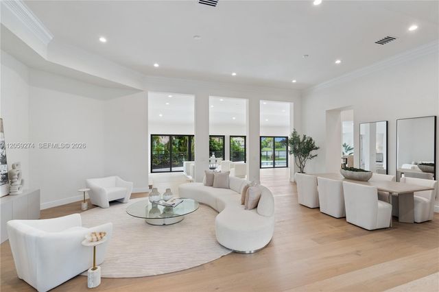 17892 Hampshire Ln, Boca Raton, FL 33498