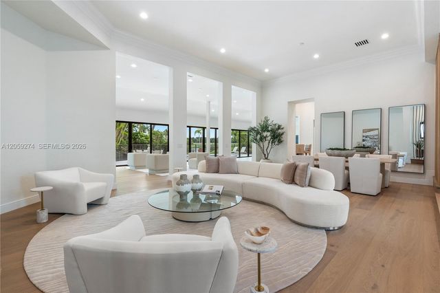 17892 Hampshire Ln, Boca Raton, FL 33498