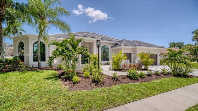 17892 Hampshire Ln, Boca Raton, FL 33498