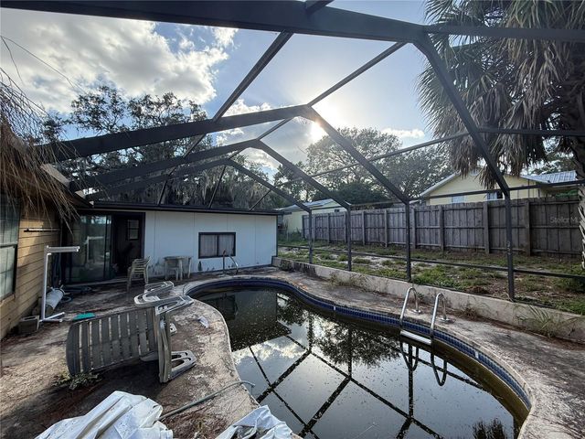 612 8TH STREET N, Dundee, FL 33838