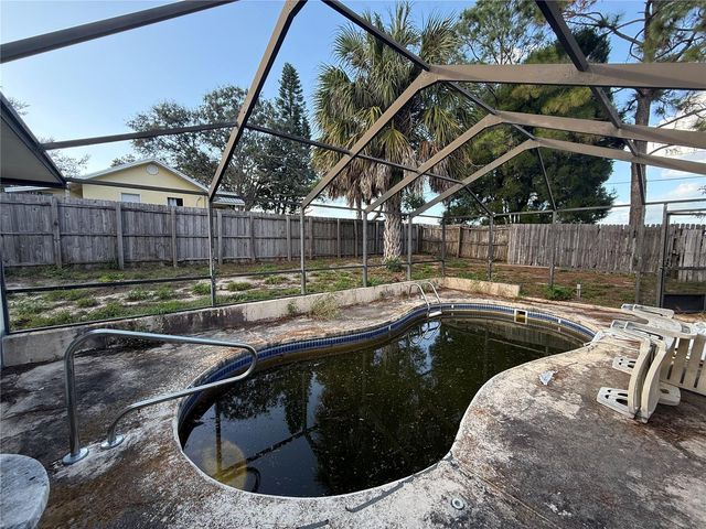 612 8TH STREET N, Dundee, FL 33838