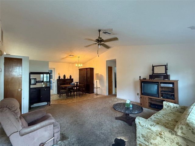 612 8TH STREET N, Dundee, FL 33838