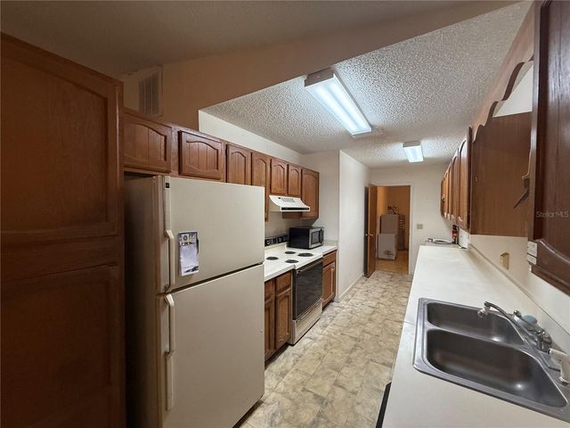 612 8TH STREET N, Dundee, FL 33838