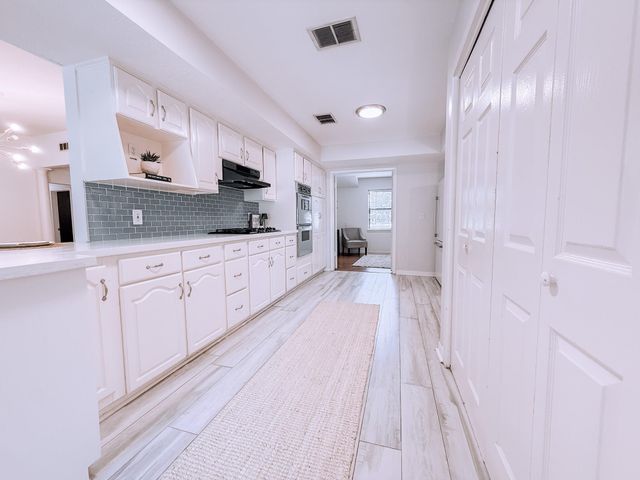 27216 Blueberry Hill Drive, Conroe, TX 77385