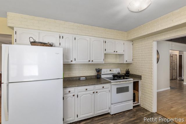 230 Creekview Drive, Battle Creek, MI 49037