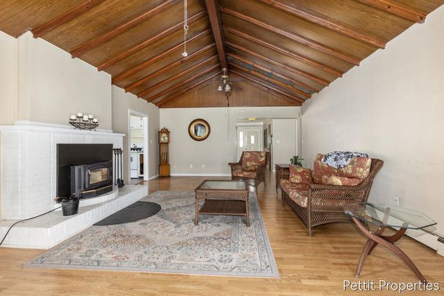 230 Creekview Drive, Battle Creek, MI 49037