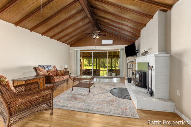 230 Creekview Drive, Battle Creek, MI 49037