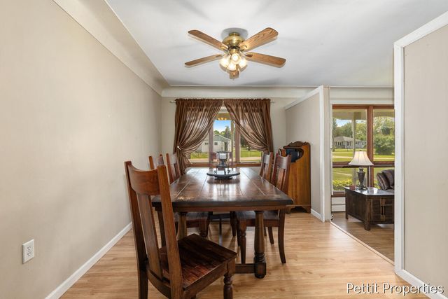 230 Creekview Drive, Battle Creek, MI 49037