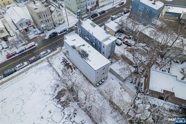 420 18th Avenue, Newark, NJ 07108