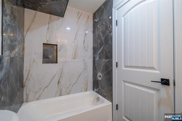 420 18th Avenue, Newark, NJ 07108