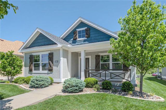 8141 N Farley Avenue, Kansas City, MO 64158