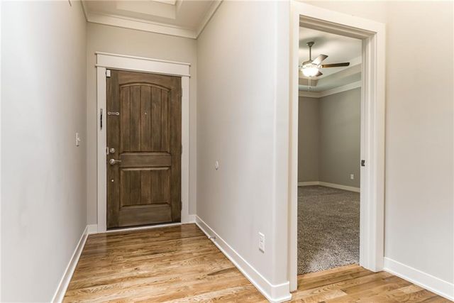 8141 N Farley Avenue, Kansas City, MO 64158