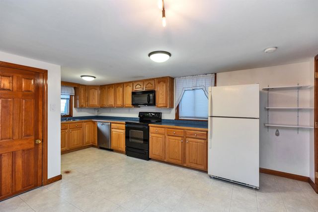 6 Buck Street, Nashua, NH 03060