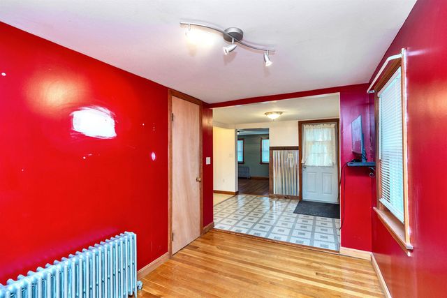 6 Buck Street, Nashua, NH 03060