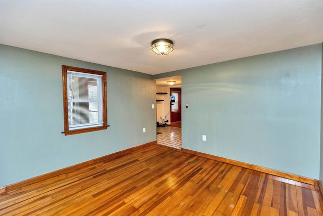 6 Buck Street, Nashua, NH 03060