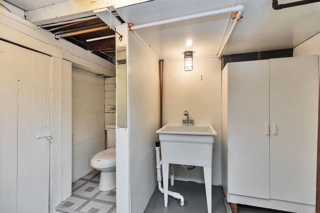 6 Buck Street, Nashua, NH 03060