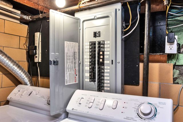 6 Buck Street, Nashua, NH 03060