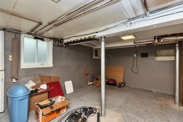 6 Buck Street, Nashua, NH 03060