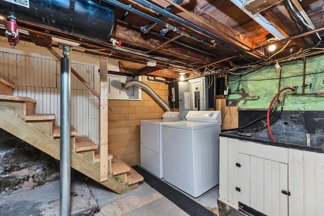 6 Buck Street, Nashua, NH 03060