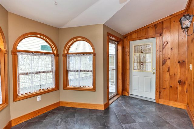 6 Buck Street, Nashua, NH 03060