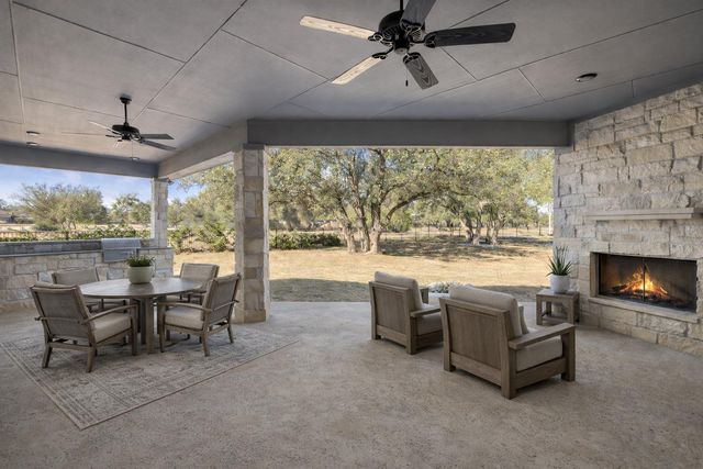 1006 Woodpark LN, Georgetown, TX 78633