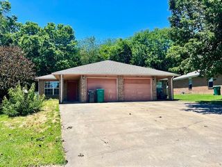 5906 Sara Street B, Fayetteville, AR 72704