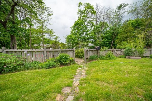 7 Lighthouse Way, Gloucester, MA 01930